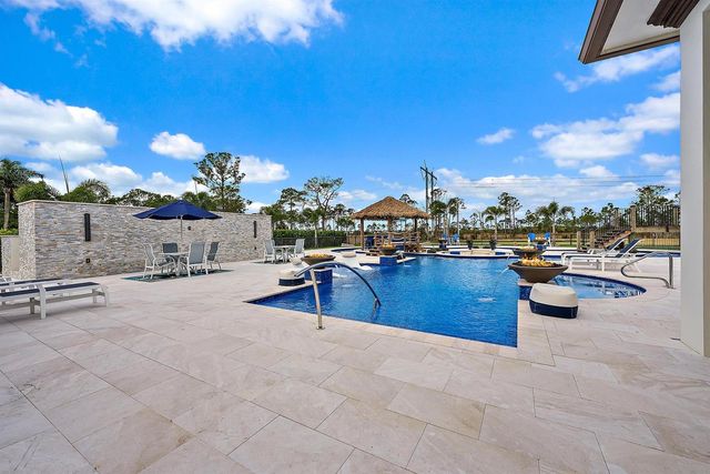 7848 Saddlebrook Drive, Port St. Lucie, FL 34986