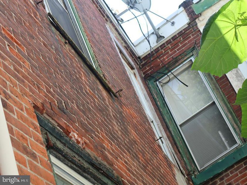 811 N HOLLY ST, PHILADELPHIA, PA 19104 — photo 5
