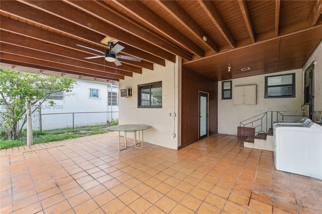 121 SW 71st Ave, Miami, FL 33144