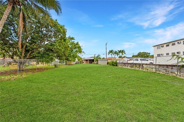 121 SW 71st Ave, Miami, FL 33144