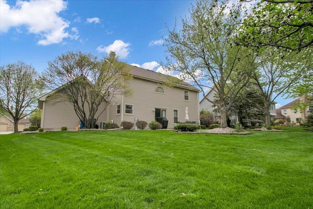 1450 Canter Lane, Bartlett, IL 60103