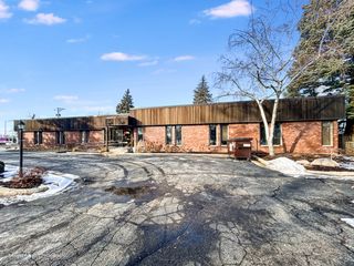 4215 Newburg Road, Rockford, IL 61108