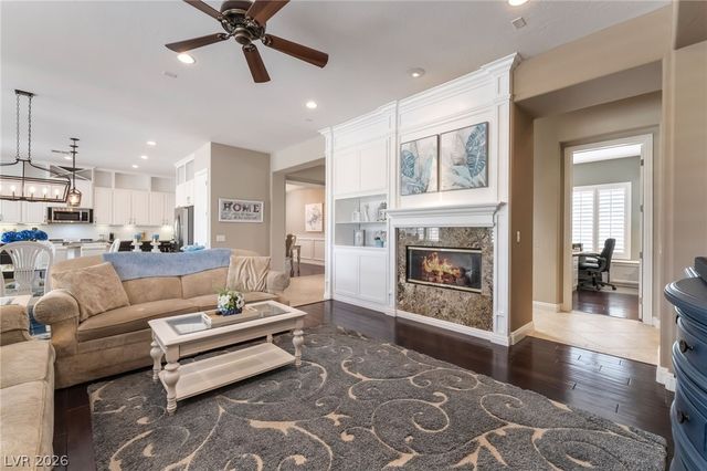 7308 Heritage Harbor Drive, Las Vegas, NV 89131