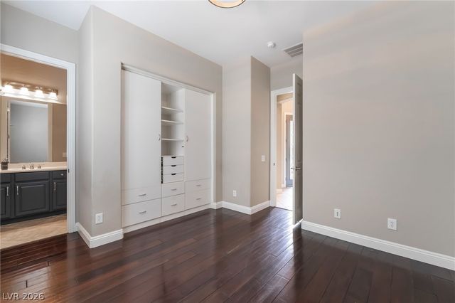 7308 Heritage Harbor Drive, Las Vegas, NV 89131