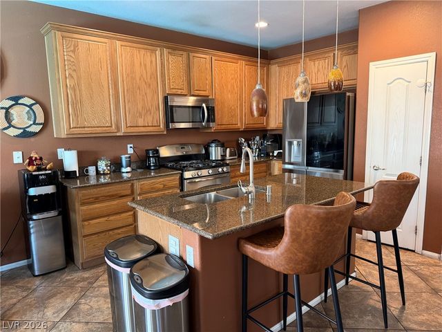 7427 Calzado Drive, Las Vegas, NV 89178