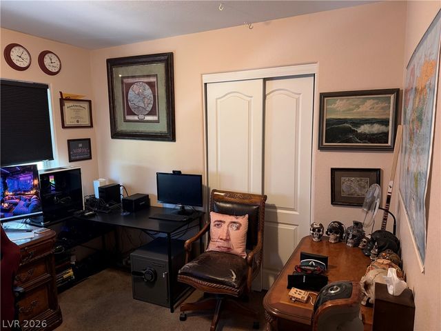 7427 Calzado Drive, Las Vegas, NV 89178