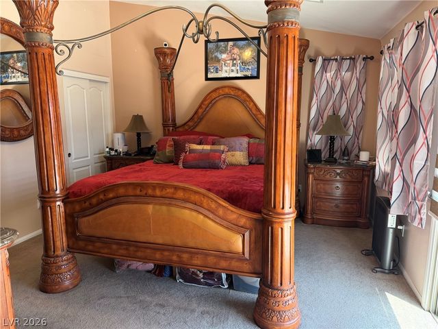 7427 Calzado Drive, Las Vegas, NV 89178
