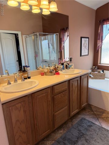 7427 Calzado Drive, Las Vegas, NV 89178