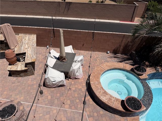 7427 Calzado Drive, Las Vegas, NV 89178