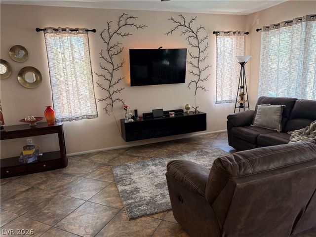7427 Calzado Drive, Las Vegas, NV 89178