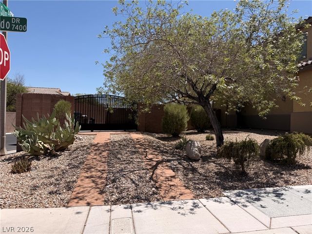 7427 Calzado Drive, Las Vegas, NV 89178