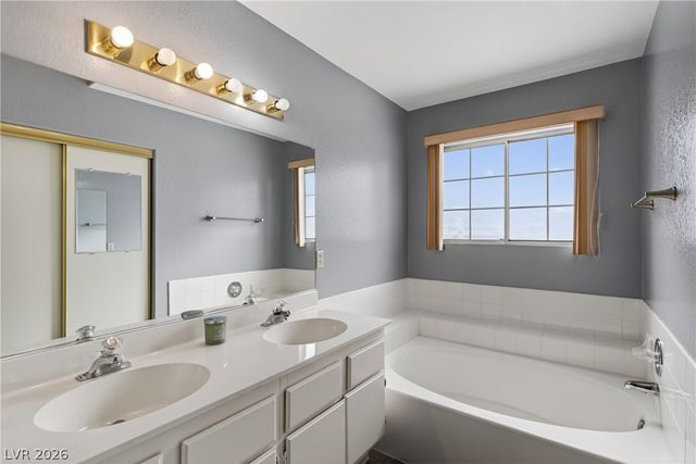 224 Dawn Isle Drive, Las Vegas, NV 89145