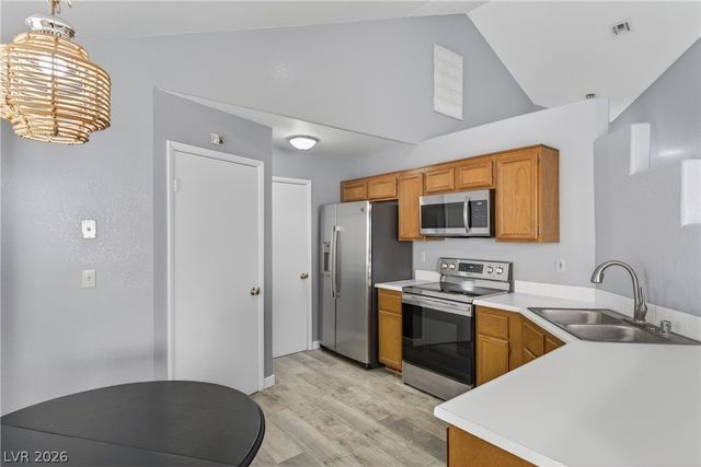 224 Dawn Isle Drive, Las Vegas, NV 89145