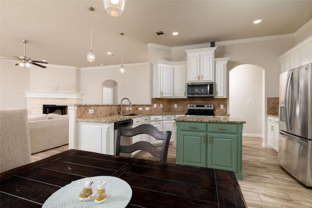 205 Harp Avenue, Godley, TX 76044