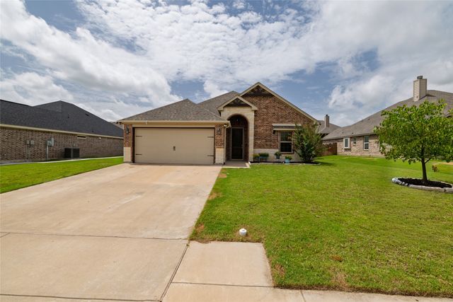 205 Harp Avenue, Godley, TX 76044