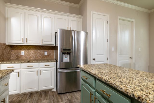 205 Harp Avenue, Godley, TX 76044