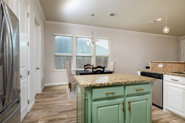 205 Harp Avenue, Godley, TX 76044