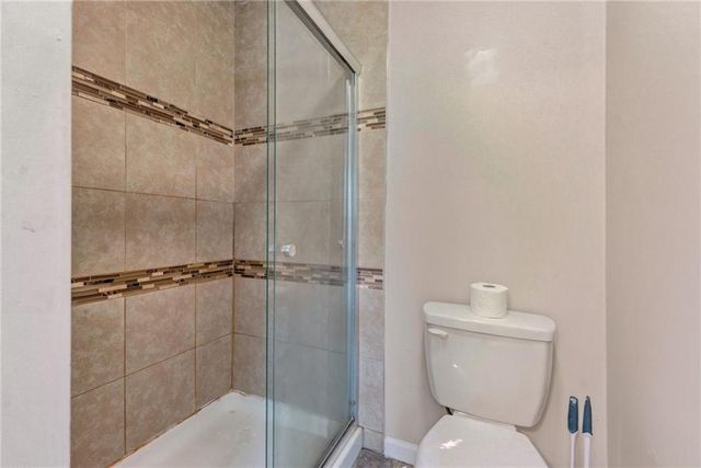 7904 E 87th Street, Raytown, MO 64138