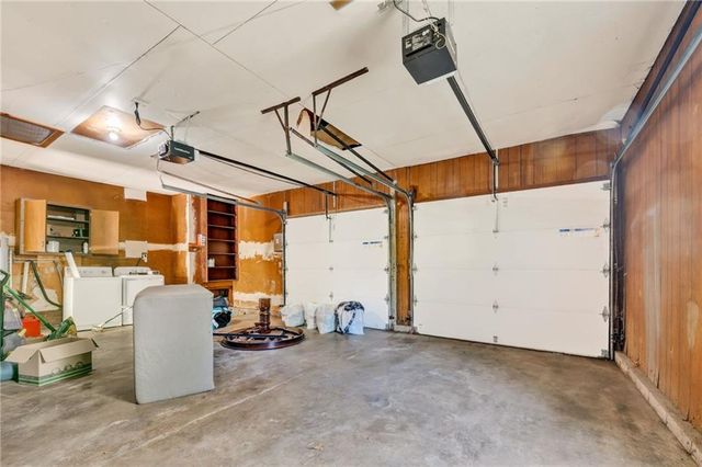 7904 E 87th Street, Raytown, MO 64138