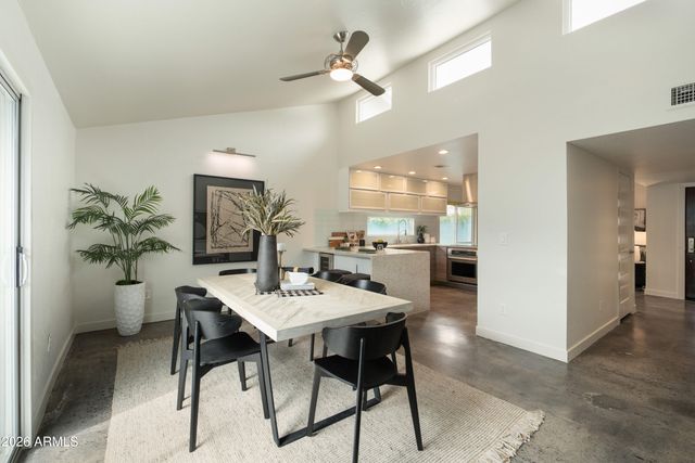 5429 E ROANOKE Avenue, Phoenix, AZ 85008