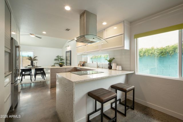 5429 E ROANOKE Avenue, Phoenix, AZ 85008