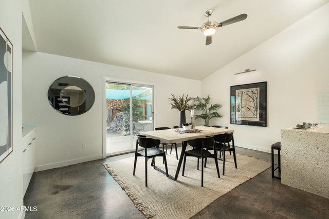5429 E ROANOKE Avenue, Phoenix, AZ 85008