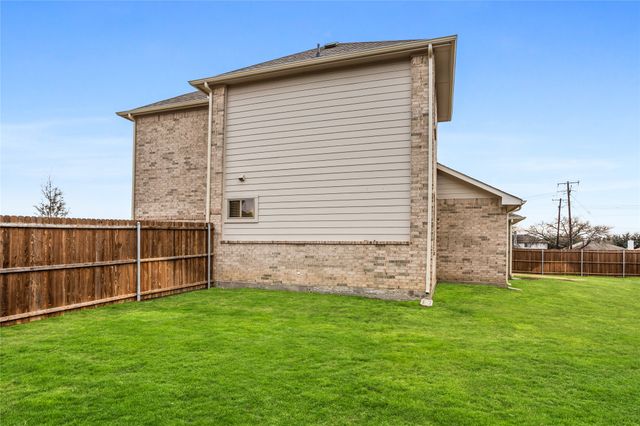 101 Gardenia Drive, Azle, TX 76020