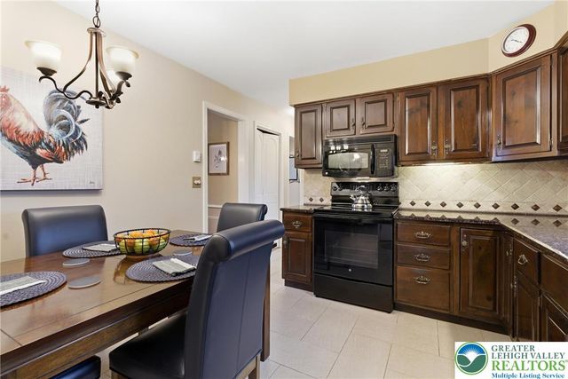 2344 Silo Drive, Easton, PA 18040