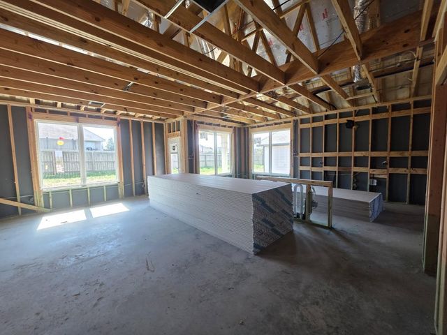 1402 Lake Ridge Drive, Brenham, TX 77833