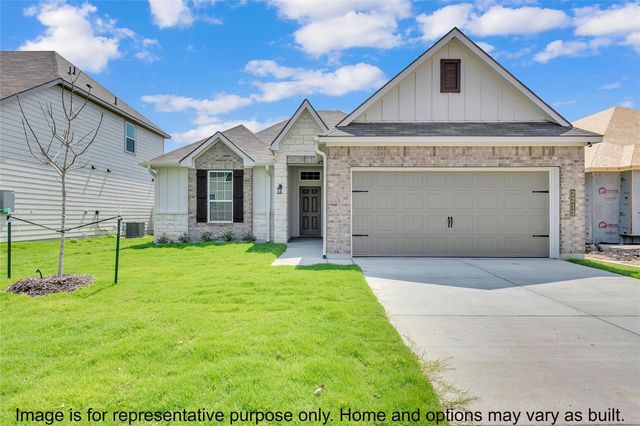 1402 Lake Ridge Drive, Brenham, TX 77833