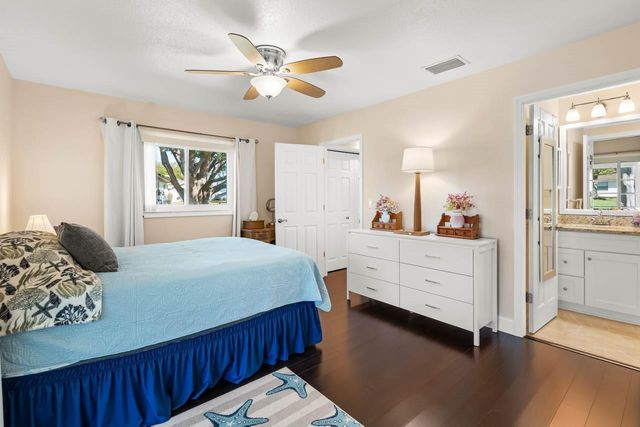 401 DORCHESTER PLACE 61, Sun City Center, FL 33573