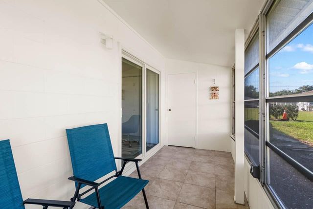 401 DORCHESTER PLACE 61, Sun City Center, FL 33573