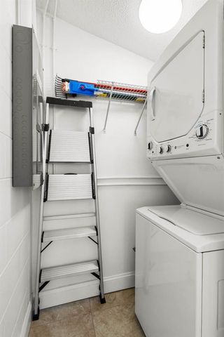 401 DORCHESTER PLACE 61, Sun City Center, FL 33573