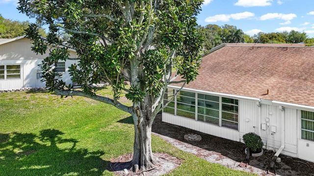 401 DORCHESTER PLACE 61, Sun City Center, FL 33573