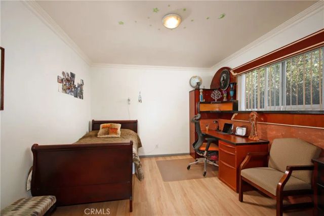 5523 Parkmor Road, Calabasas, CA 91302