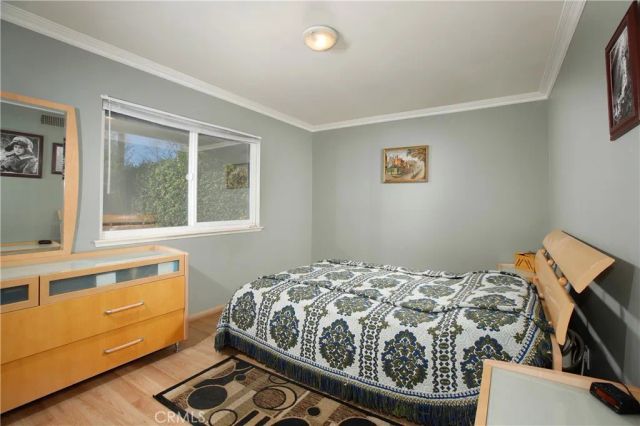 5523 Parkmor Road, Calabasas, CA 91302