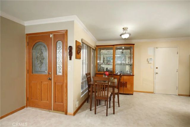 5523 Parkmor Road, Calabasas, CA 91302