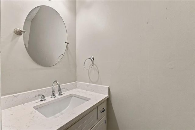 1867 Mcelvaney Lane NW, Lawrenceville, GA 30044