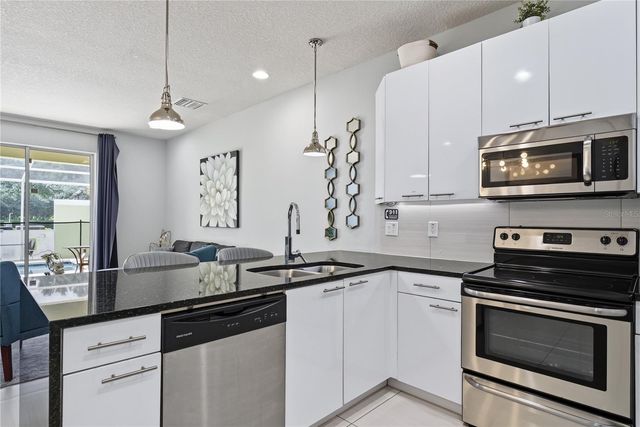 1523 RETREAT CIRCLE, Clermont, FL 34714