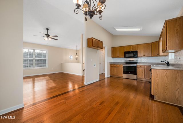 510 Mockingbird Place, Jonesborough, TN 37659