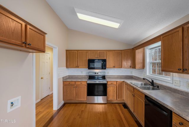 510 Mockingbird Place, Jonesborough, TN 37659