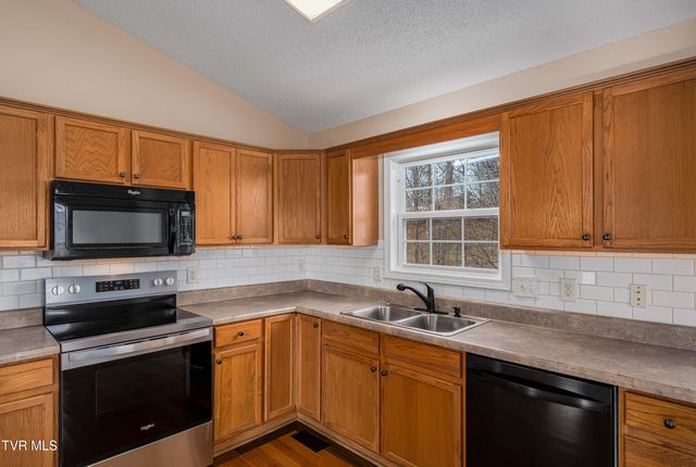 510 Mockingbird Place, Jonesborough, TN 37659