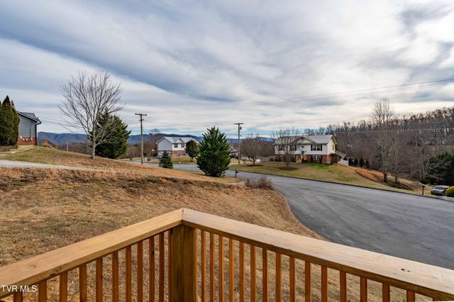 510 Mockingbird Place, Jonesborough, TN 37659