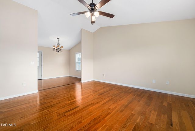 510 Mockingbird Place, Jonesborough, TN 37659