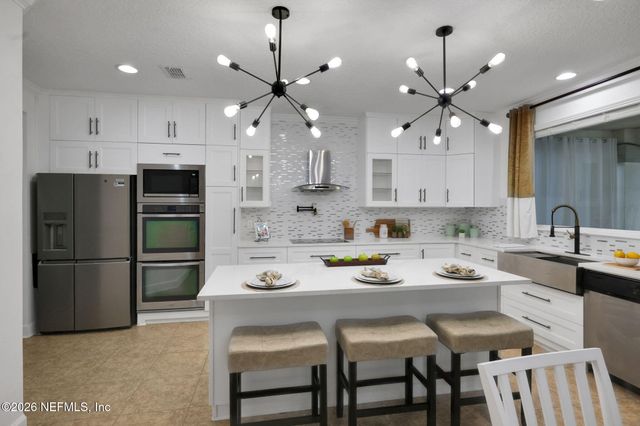 1810 WILD DUNES Circle, Orange Park, FL 32065