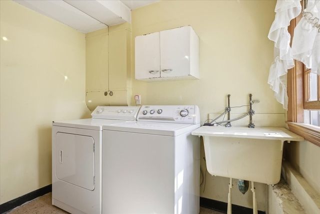 77 Booth Rd, Dedham, MA 02026