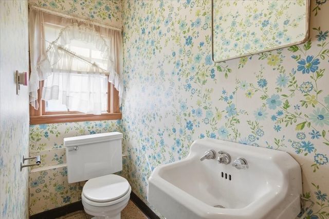 77 Booth Rd, Dedham, MA 02026