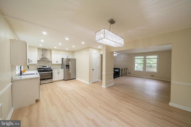 5733 JOAN LN, Temple Hills, MD 20748