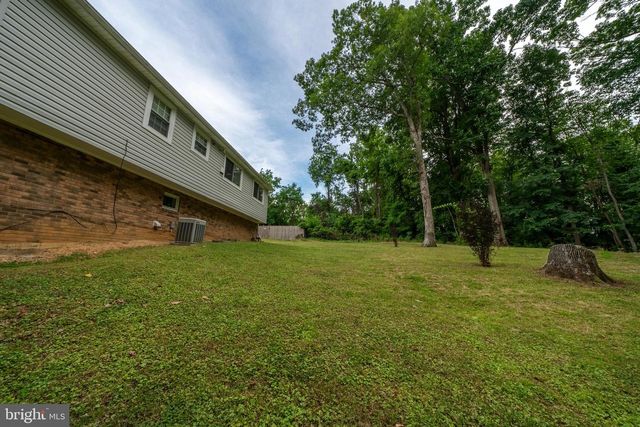 5733 JOAN LN, Temple Hills, MD 20748