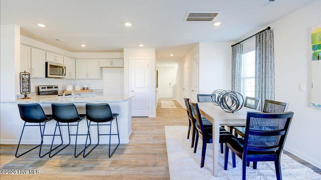 1000 Rhett Way A, Greenville, NC 27834